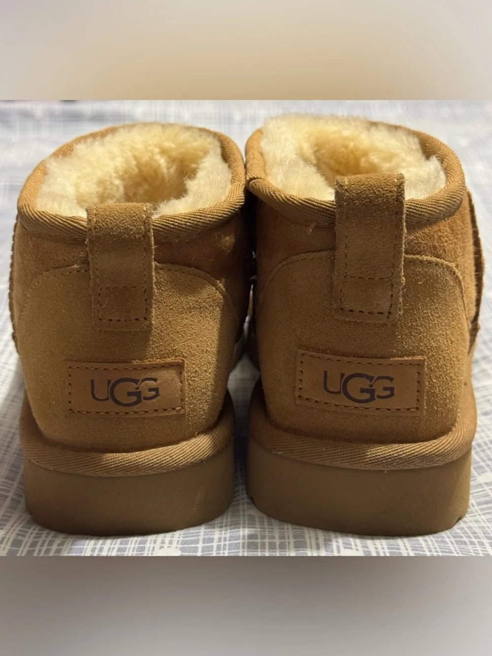 Ugg Classic Ultra Mini Boots Chestnut Size 8 GUC! - Picture 9 of 15